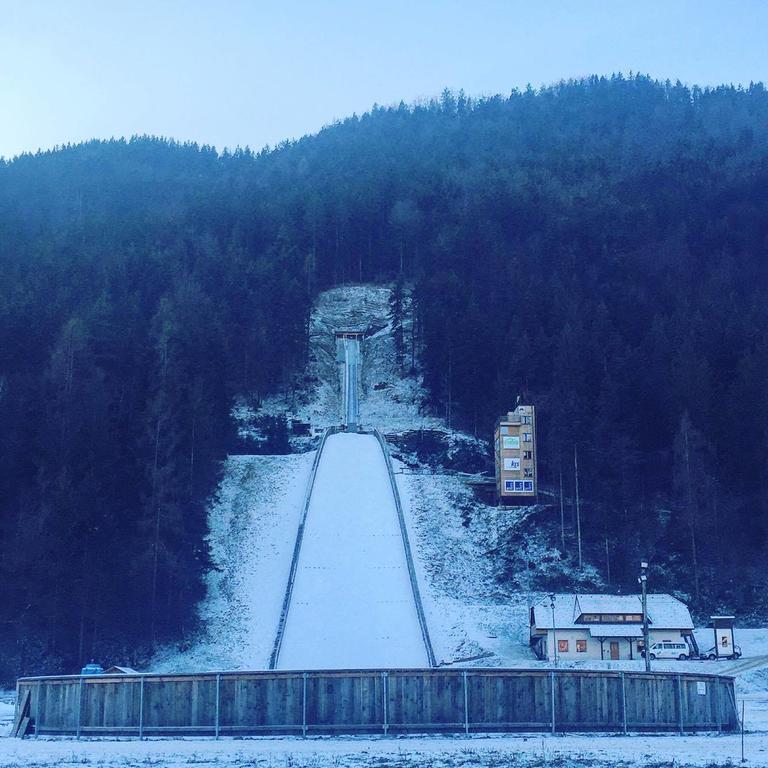LjubnoTourist Farm Kolar别墅 外观 照片